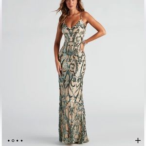 Windsor green Natalie Sequin Scroll Formal Dress